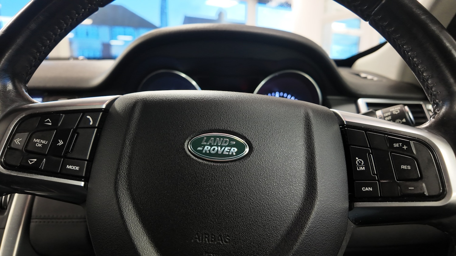 Used Land Rover Discovery Sport 2015 for sale - 76796180: Photo 16