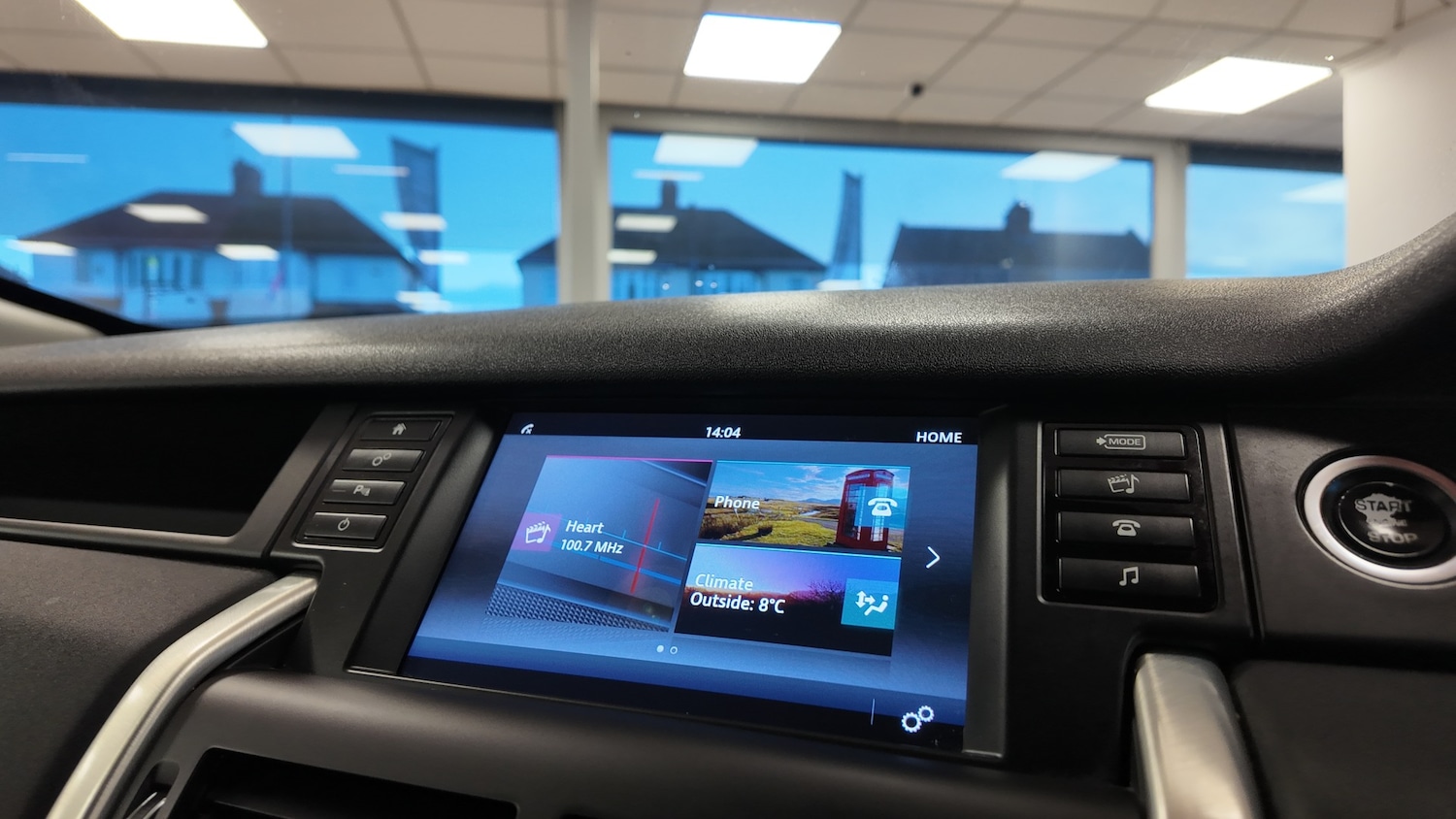 Used Land Rover Discovery Sport 2015 for sale - 76796180: Photo 17