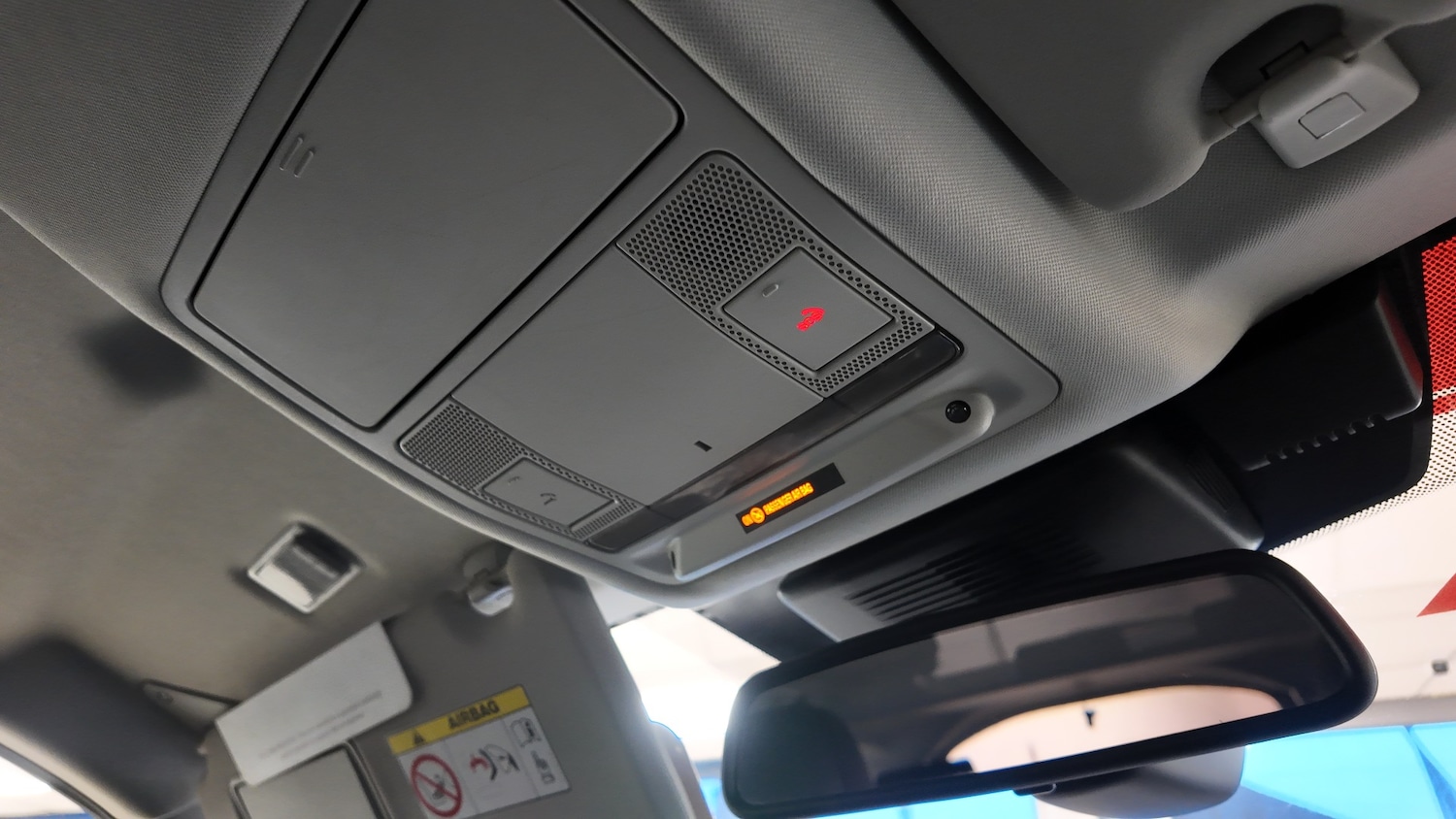 Used Land Rover Discovery Sport 2015 for sale - 76796180: Photo 21