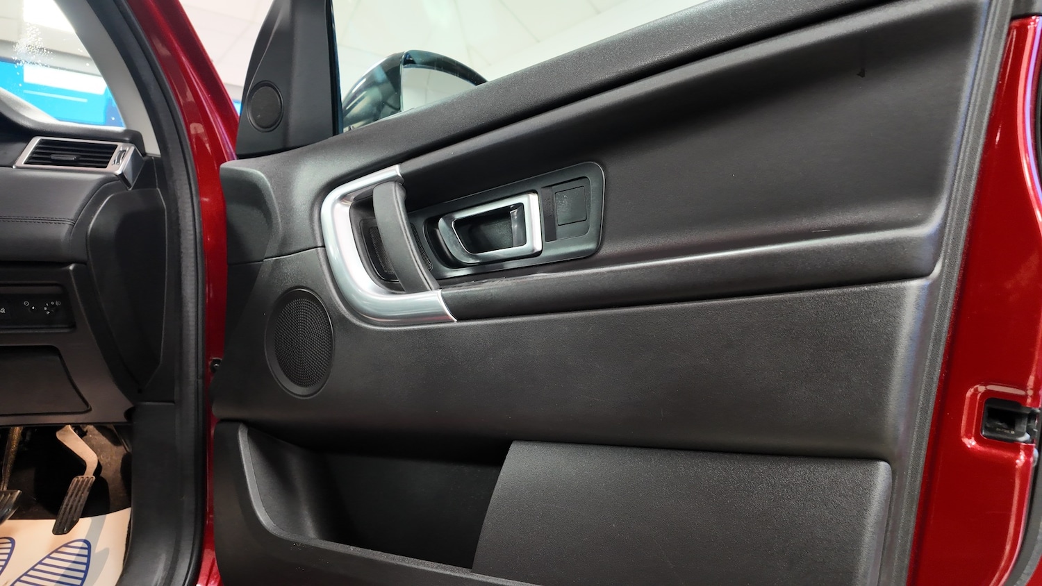 Used Land Rover Discovery Sport 2015 for sale - 76796180: Photo 22