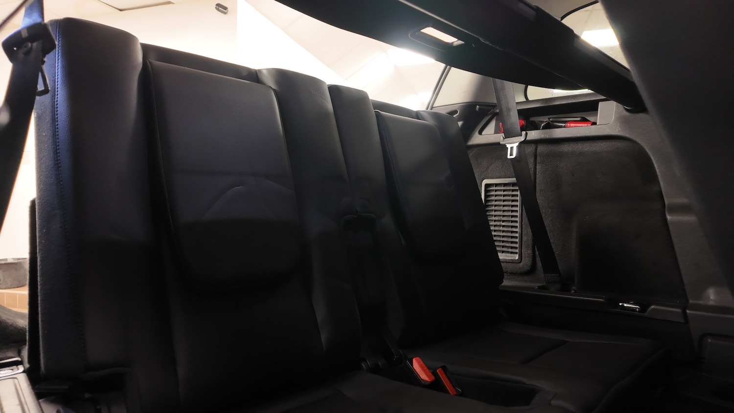 Used Land Rover Discovery Sport 2015 for sale - 76796180: Photo 27