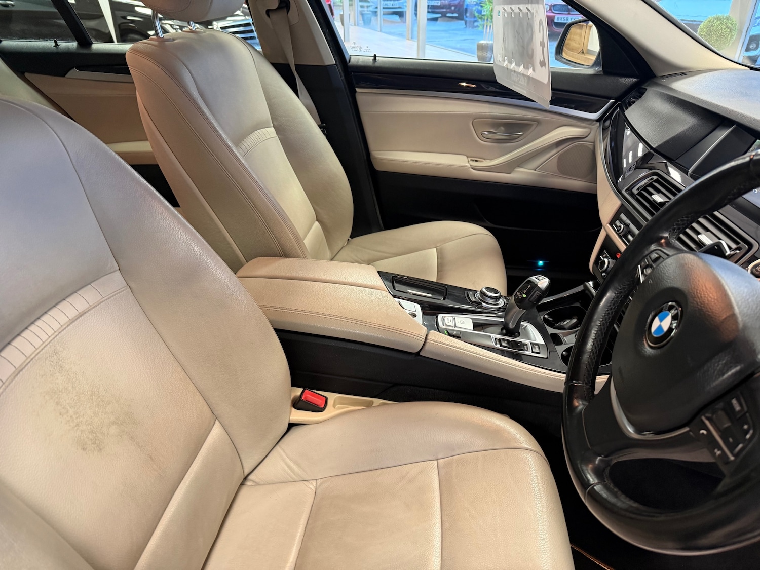 Used BMW 5 Series 2014 for sale - 77296592: Photo 29