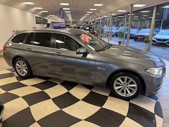 Used BMW 5 Series 2014 for sale - 77296592: Photo