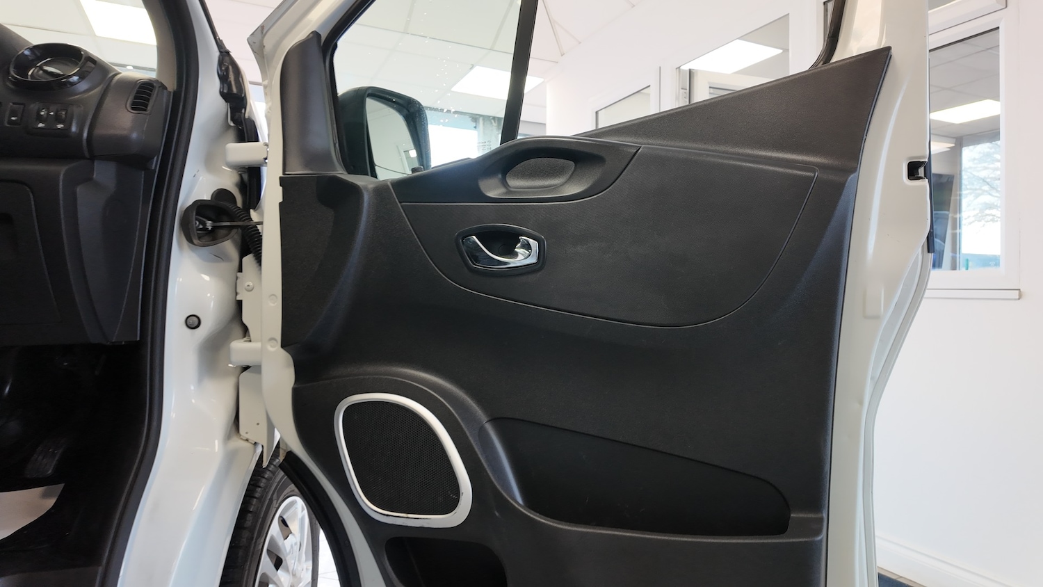 Used Vauxhall Vivaro 2018 for sale - 76791817: Photo 19