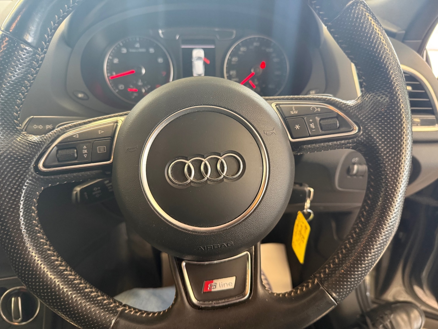 Used Audi Q3 2016 for sale - 77675775: Photo 26