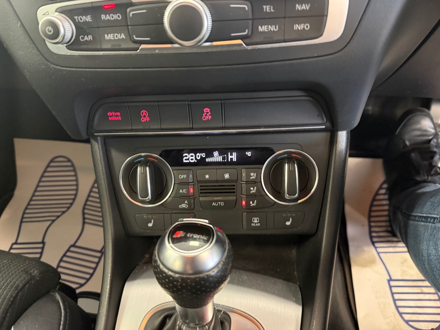 Used Audi Q3 2016 for sale - 77675775: Photo 28