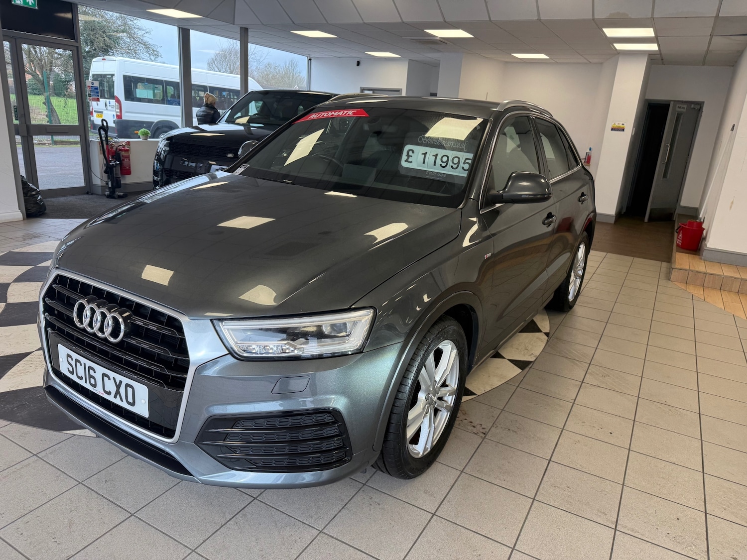 Used Audi Q3 2016 for sale - 77675775: Photo 3