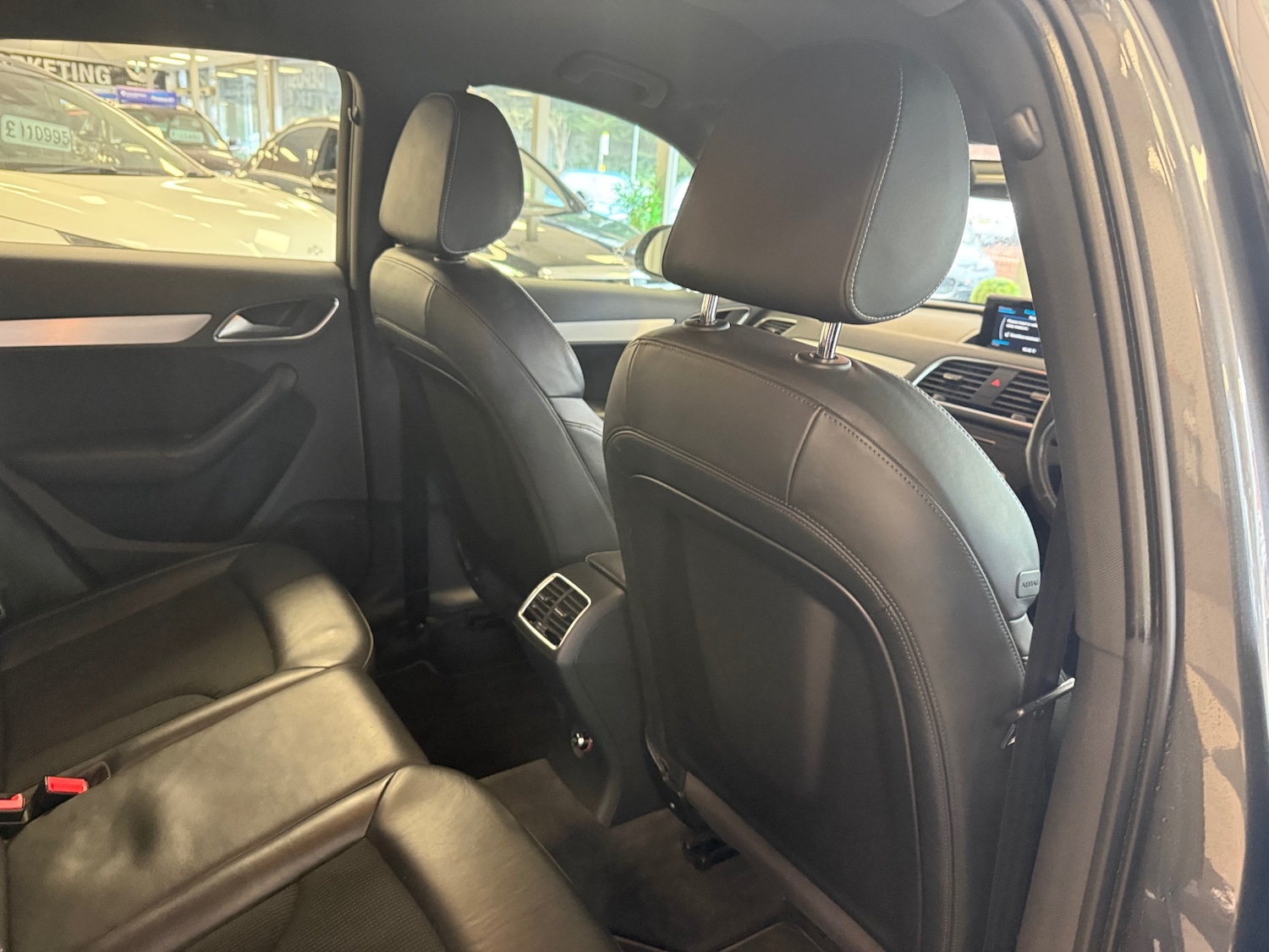 Used Audi Q3 2016 for sale - 77675775: Photo 33