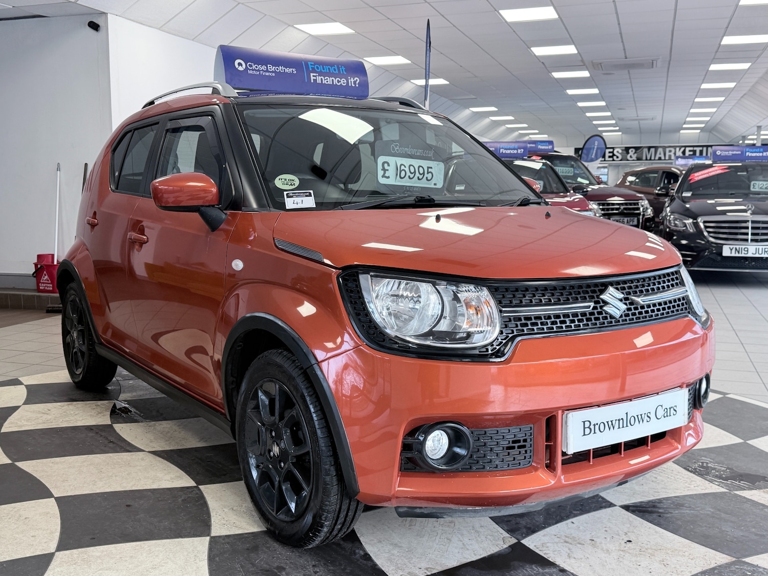 Used Suzuki Ignis 2017 for sale - 77137014: Photo 2