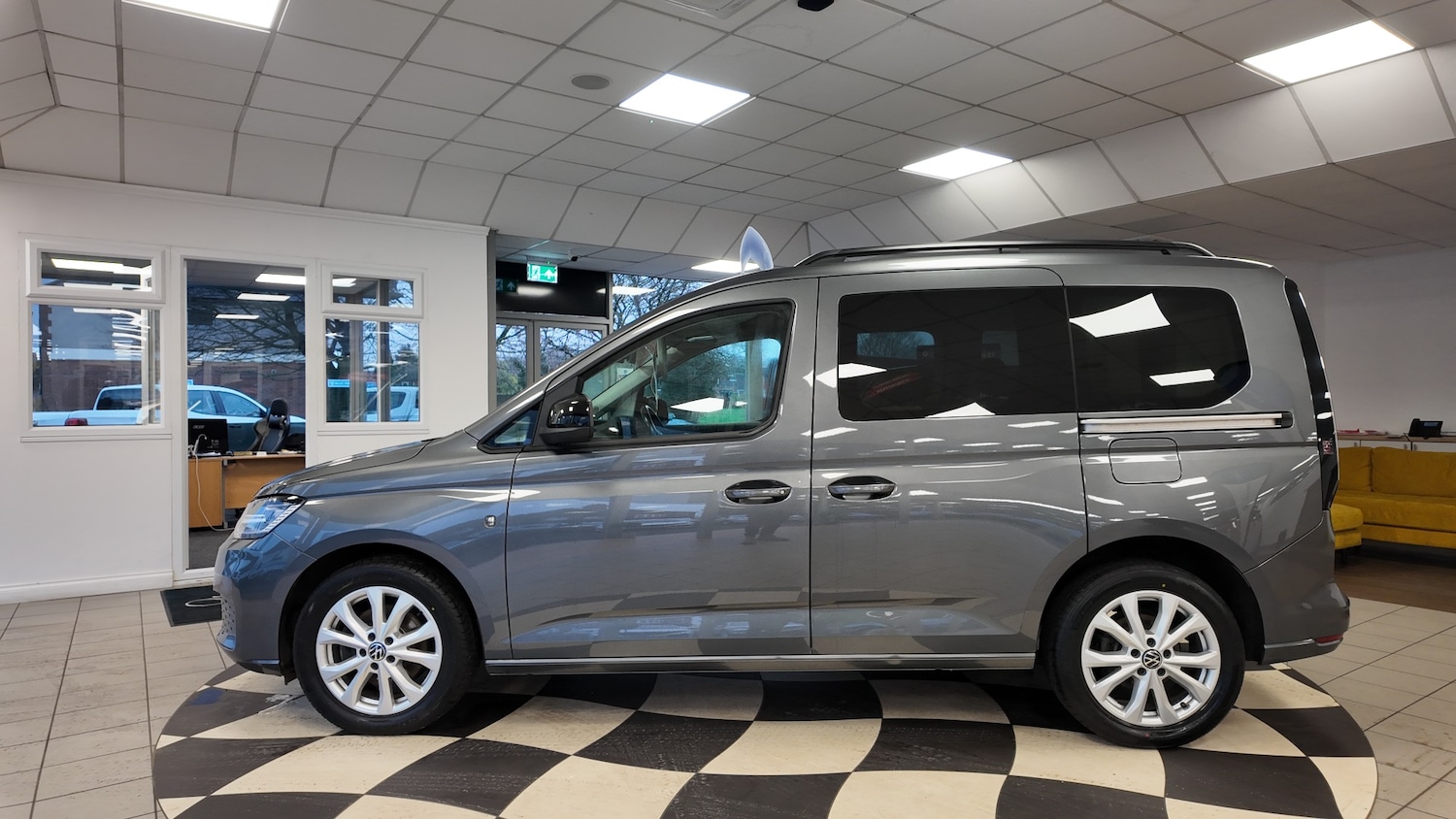 Used Volkswagen Caddy 2023 for sale - 77033062: Photo 4
