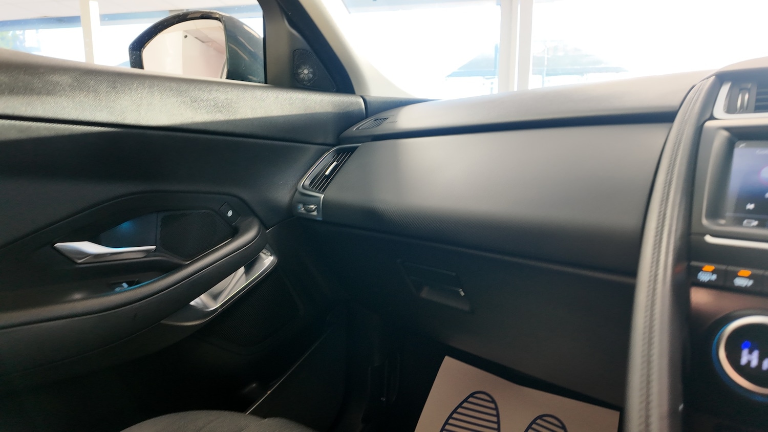 Used Jaguar E-Pace 2019 for sale - 76893071: Photo 20