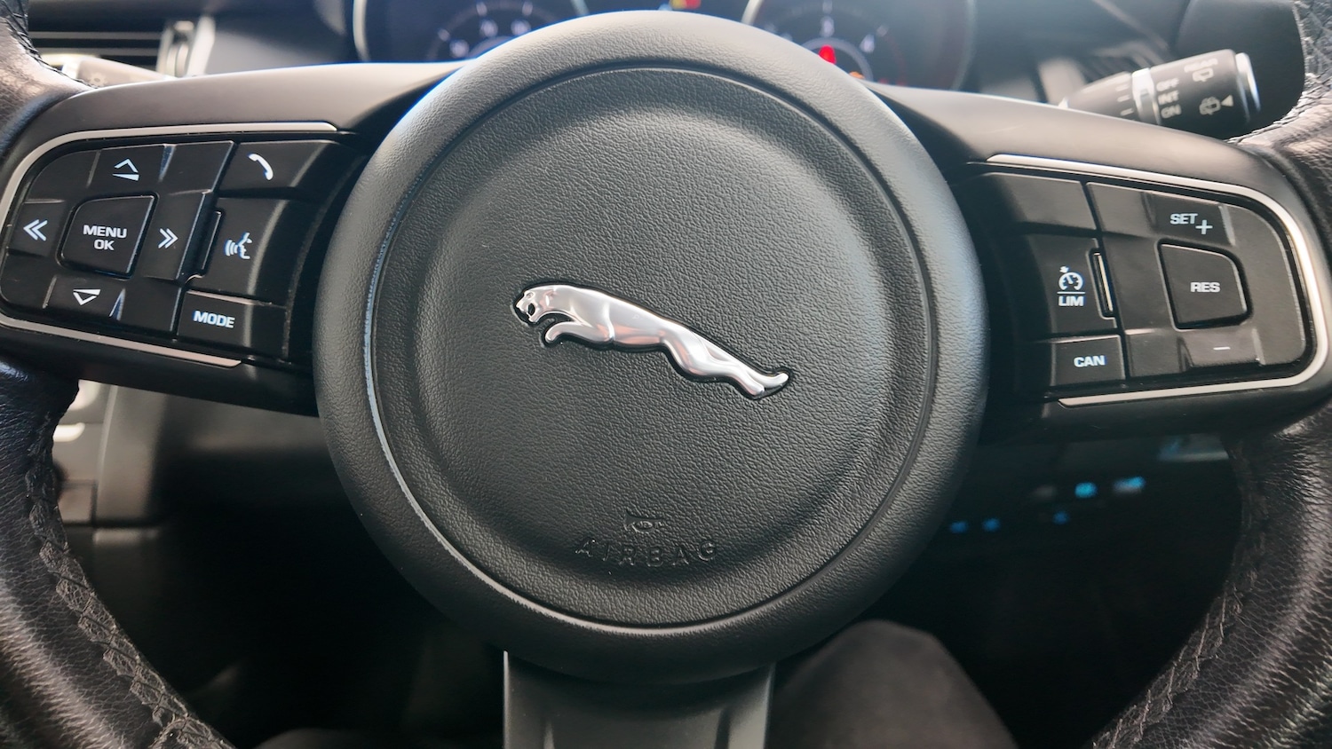 Used Jaguar E-Pace 2019 for sale - 76893071: Photo 21