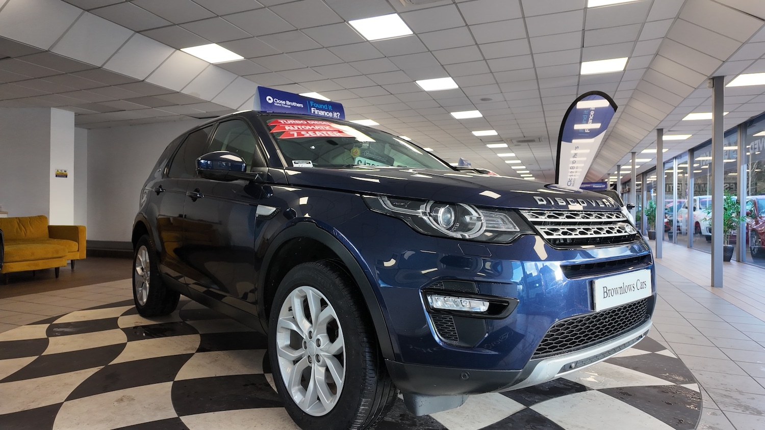 Used Land Rover Discovery Sport 2016 for sale - 76891670: Photo 1