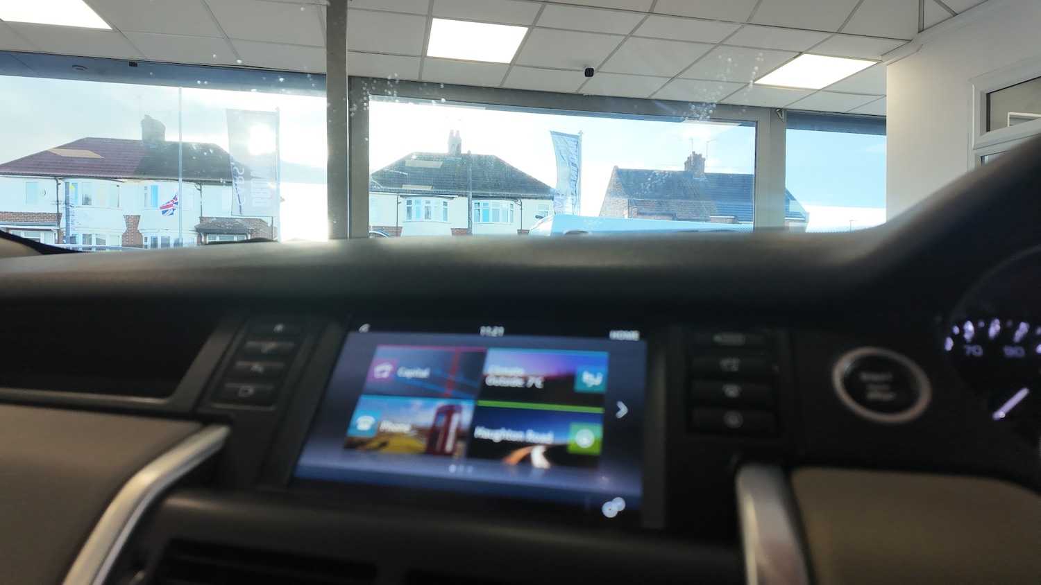 Used Land Rover Discovery Sport 2016 for sale - 76891670: Photo 14