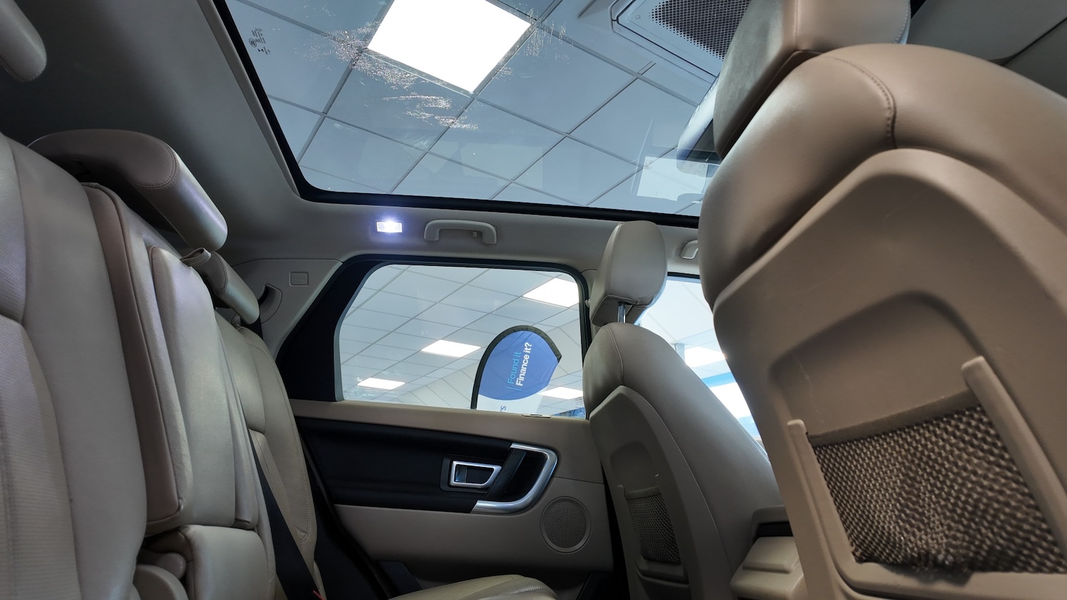 Used Land Rover Discovery Sport 2016 for sale - 76891670: Photo 26