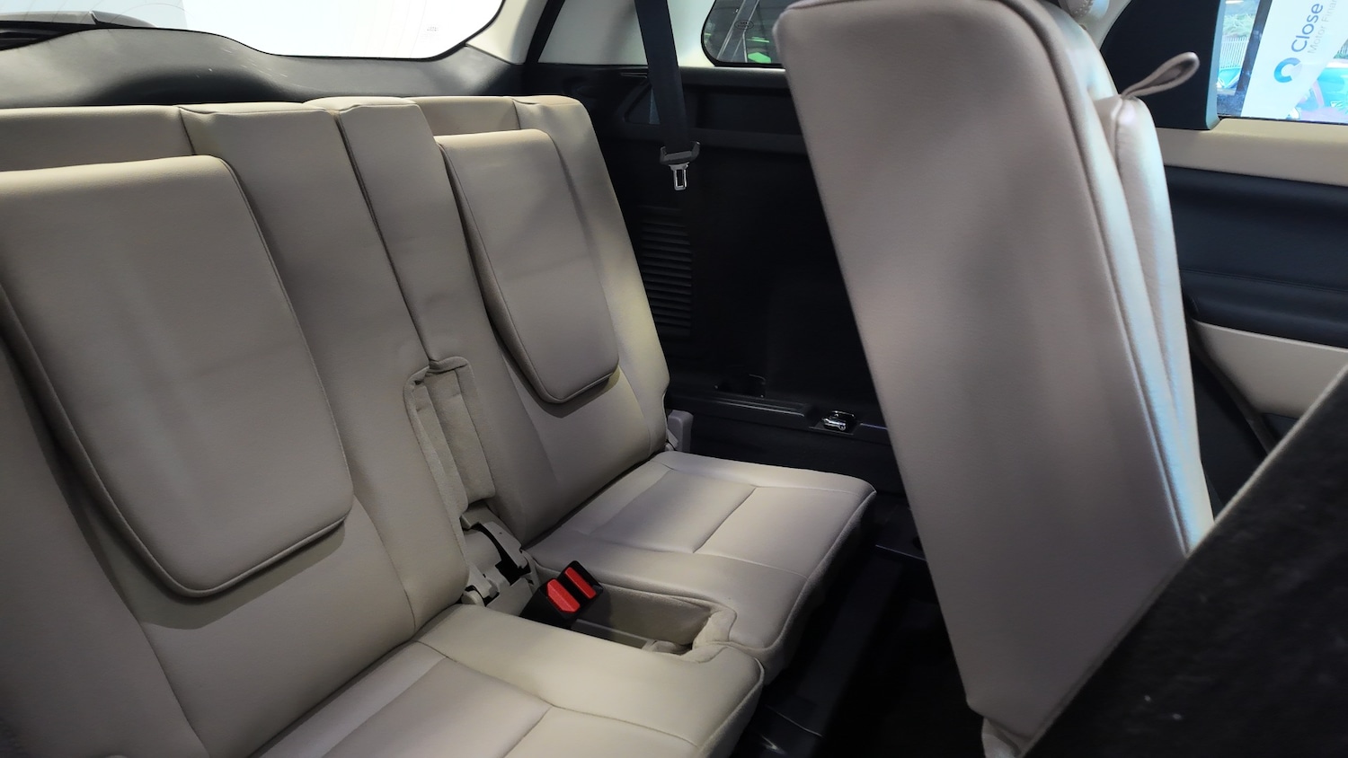 Used Land Rover Discovery Sport 2016 for sale - 76891670: Photo 32