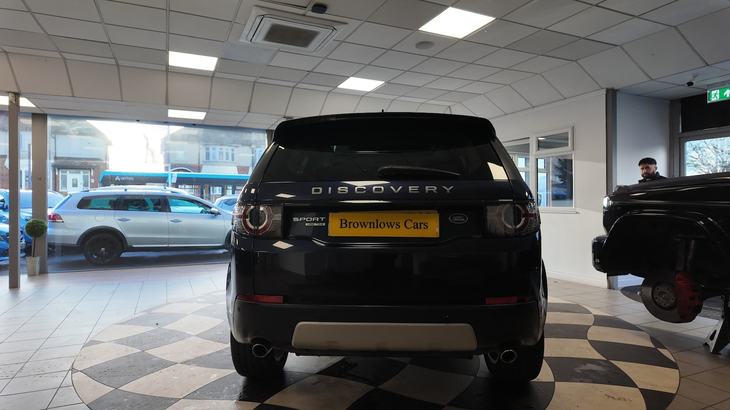 Used Land Rover Discovery Sport 2016 for sale - 76891670: Photo 5