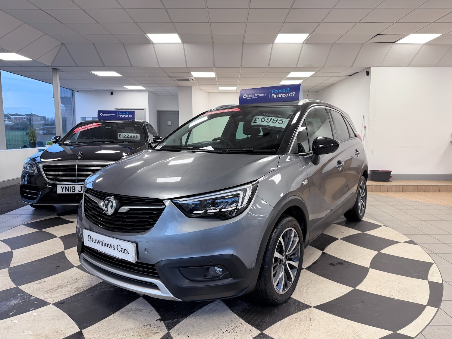Used Vauxhall Crossland X 2018 for sale - 77220795: Photo 3