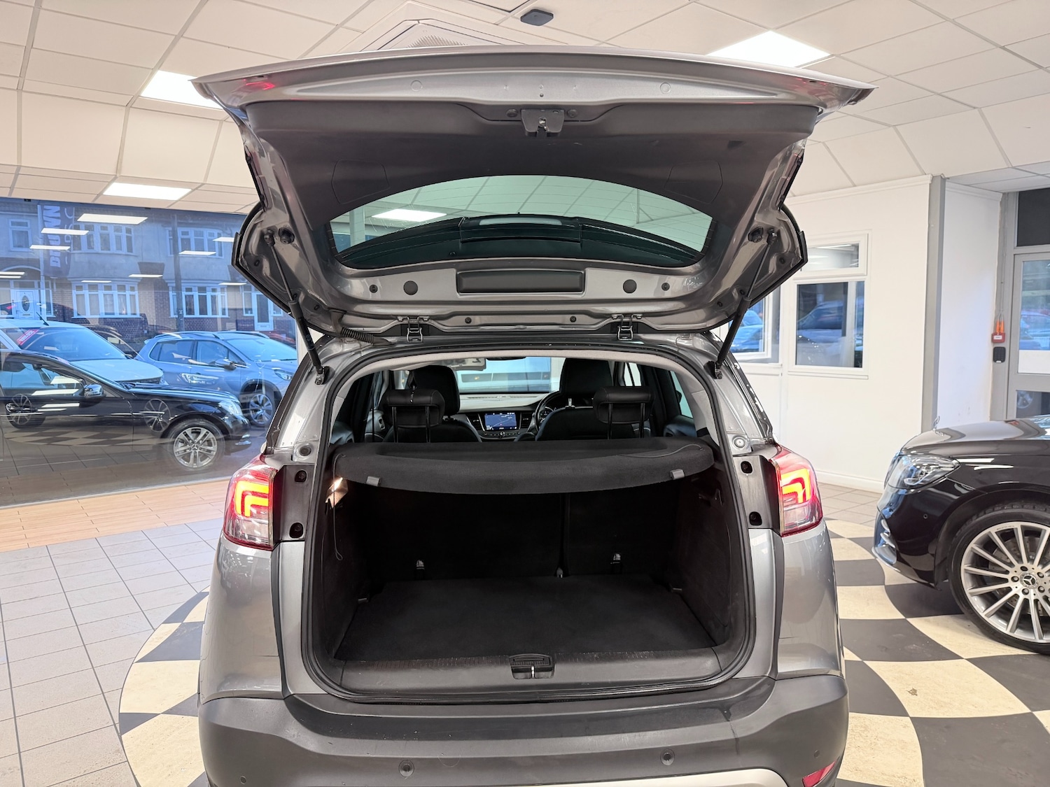 Used Vauxhall Crossland X 2018 for sale - 77220795: Photo 37