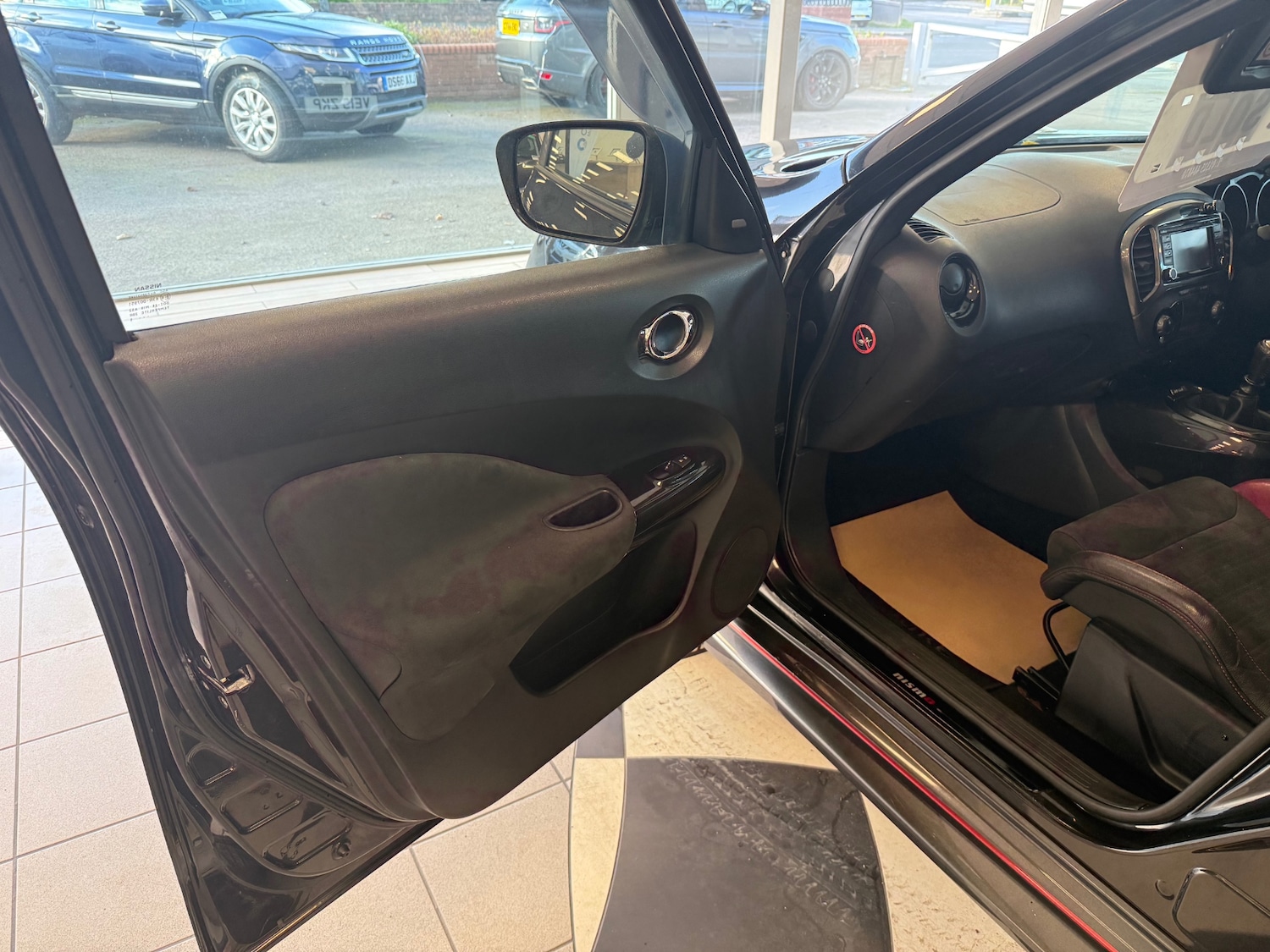 Used Nissan Juke 2015 for sale - 78077289: Photo 43