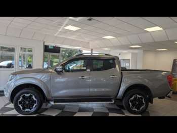 Used Nissan Navara 2020 for sale - 74857097: Photo