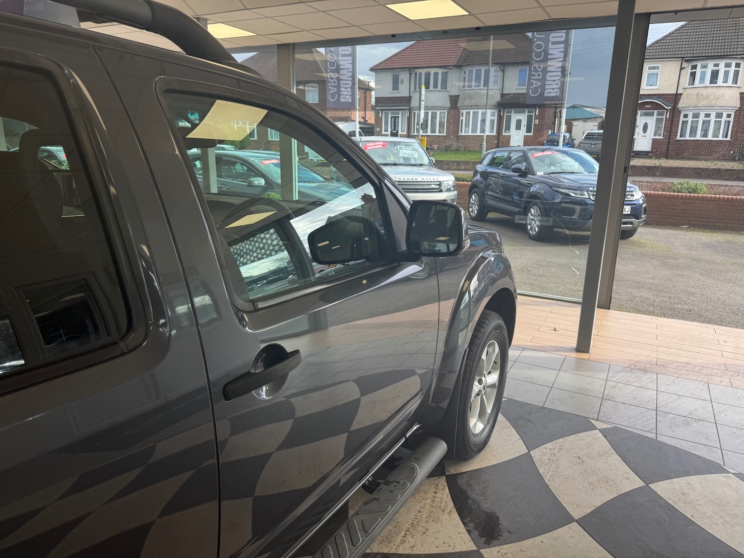 Used Nissan Navara 2014 for sale - 77889973: Photo 11