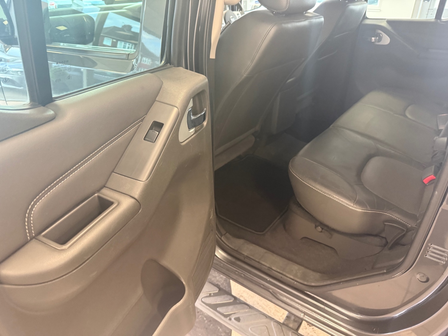 Used Nissan Navara 2014 for sale - 77889973: Photo 32