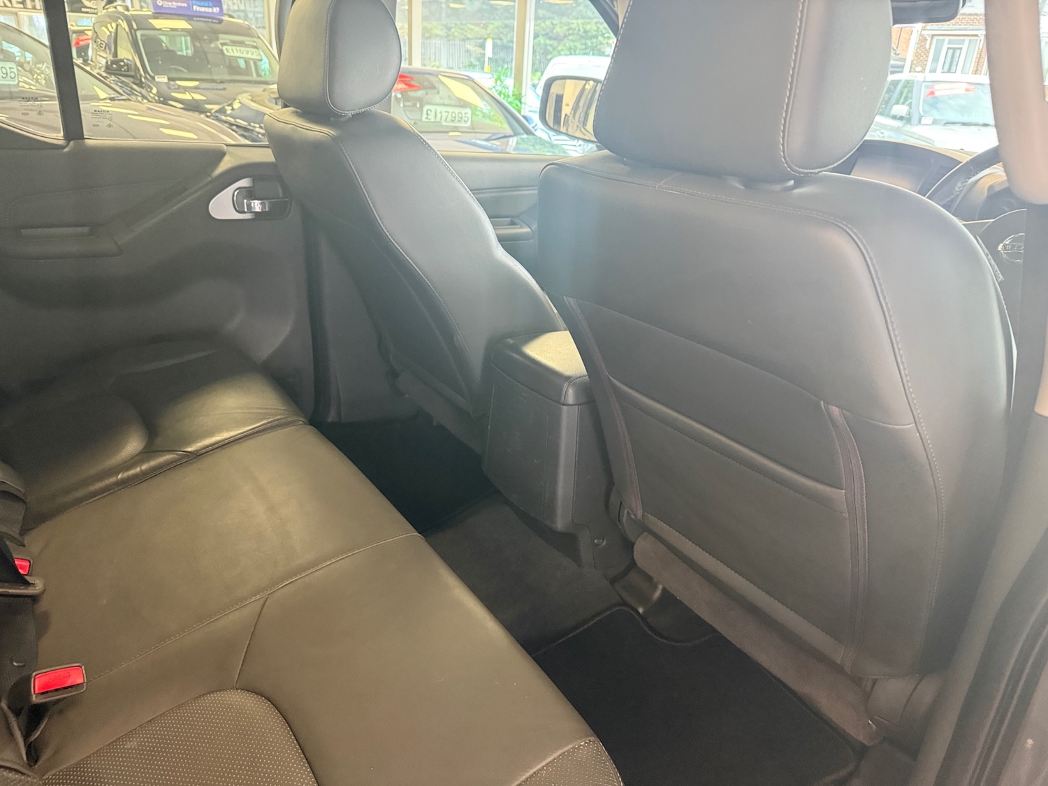 Used Nissan Navara 2014 for sale - 77889973: Photo 33