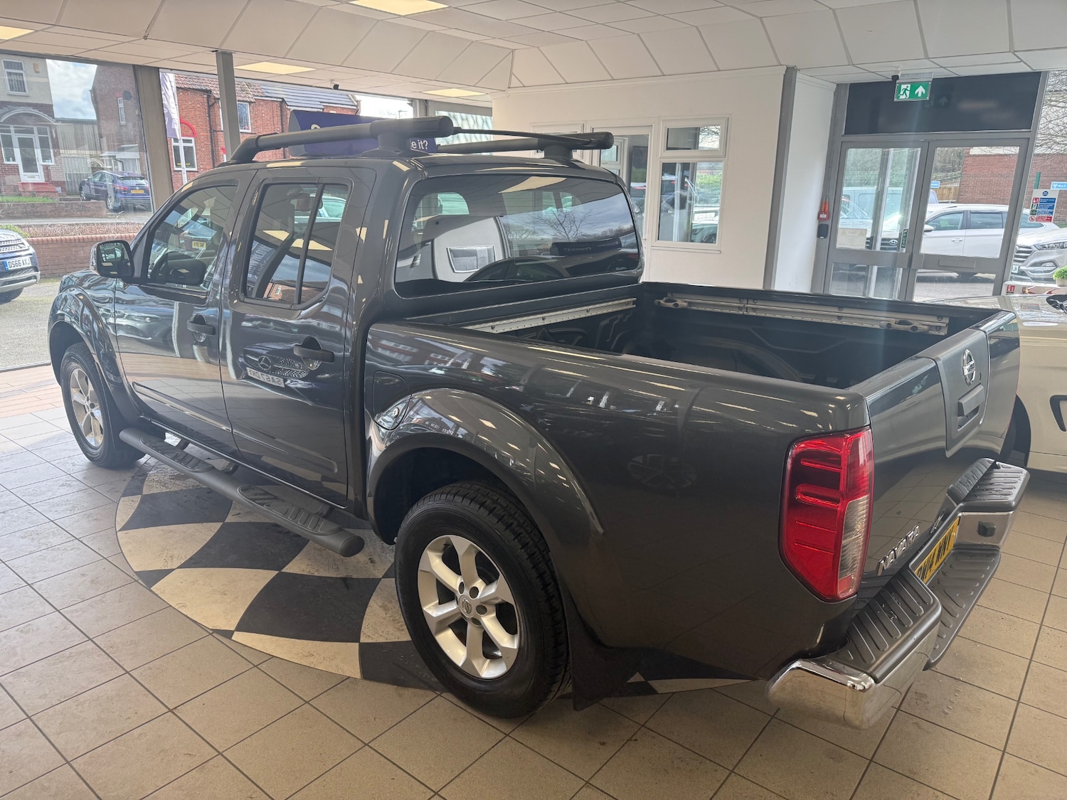 Used Nissan Navara 2014 for sale - 77889973: Photo 6