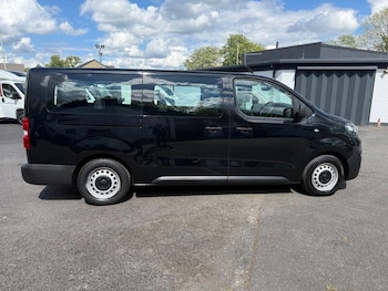 Used Vauxhall Vivaro Life 2023 for sale - 79342606: Photo