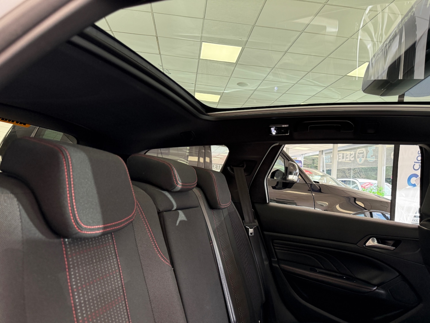 Used Peugeot 308 2019 for sale - 76436415: Photo 25