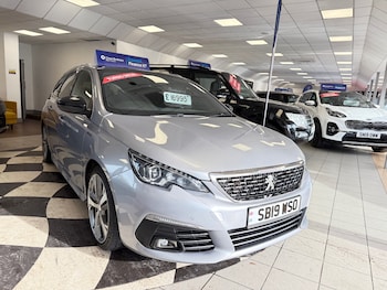 Used Peugeot 308 2019 for sale - 76436415: Photo
