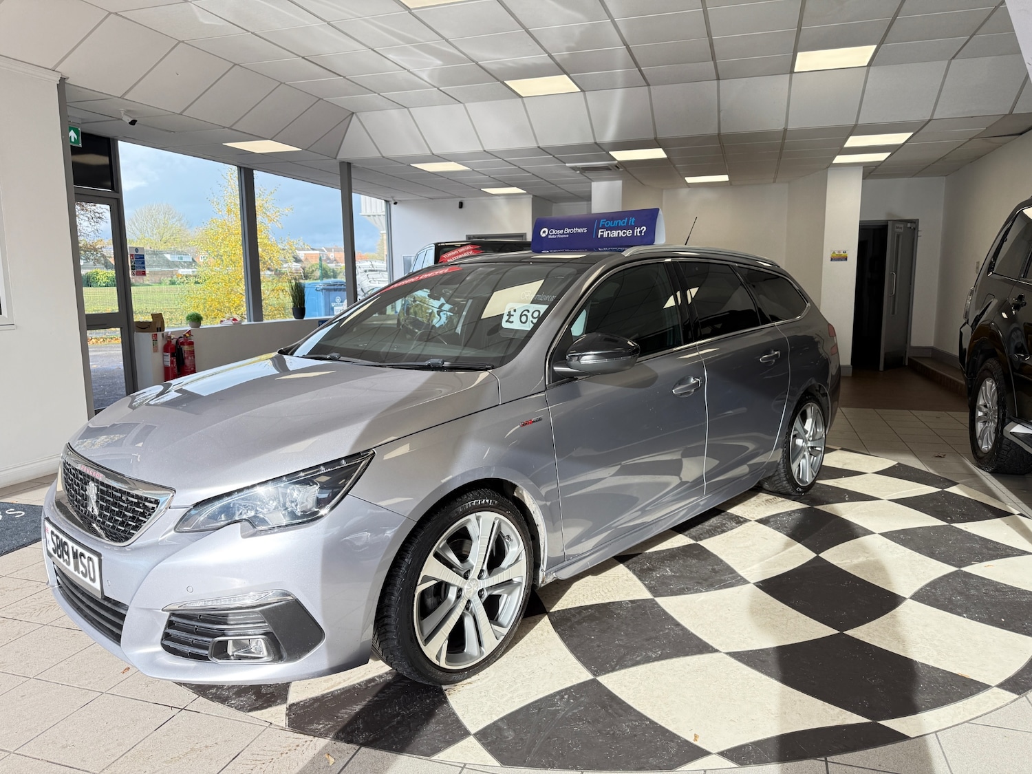 Used Peugeot 308 2019 for sale - 76436415: Photo 4