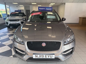 Used Jaguar F-Pace 2019 for sale - 78465624: Photo