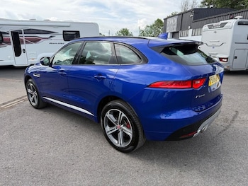 Used Jaguar F-Pace 2018 for sale - 79342599: Photo