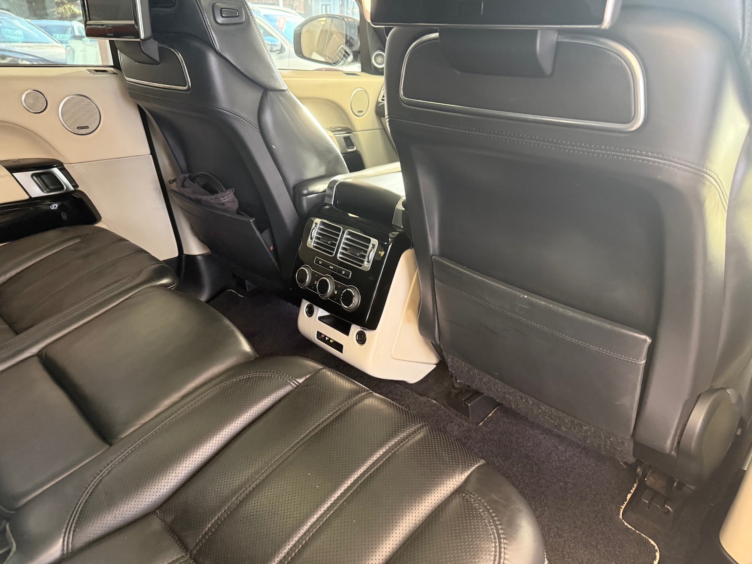 Used Land Rover Range Rover 2015 for sale - 76662592: Photo 40