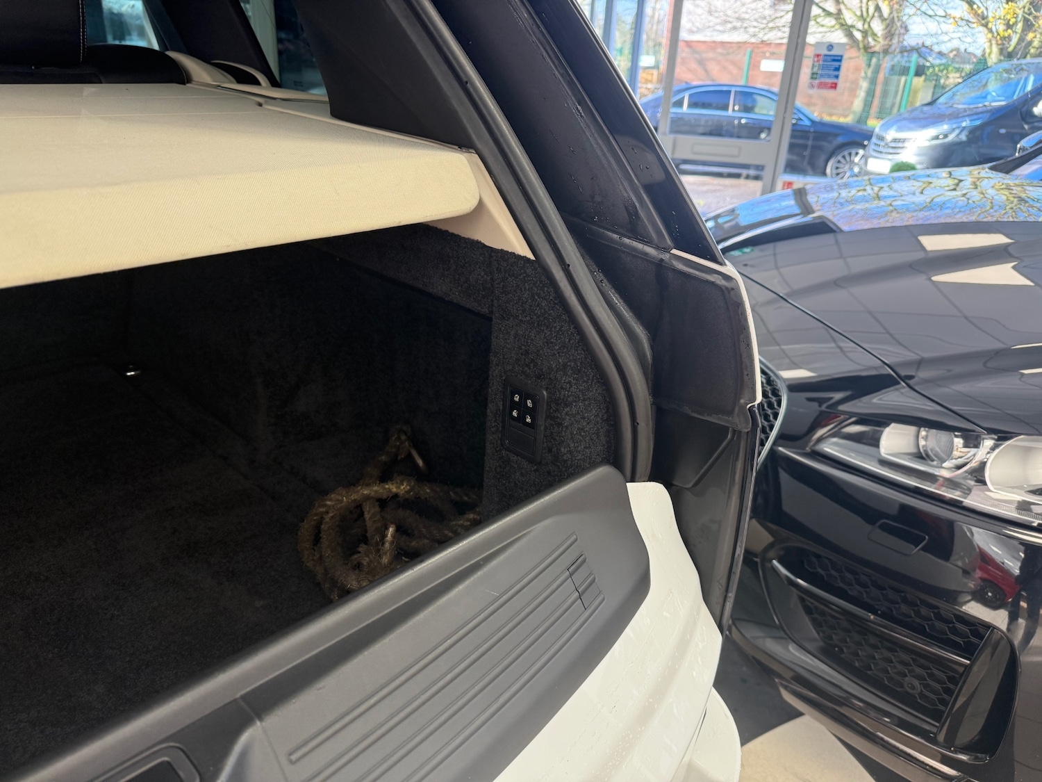 Used Land Rover Range Rover 2015 for sale - 76662592: Photo 43