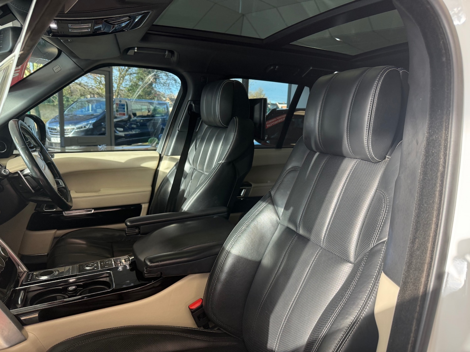 Used Land Rover Range Rover 2015 for sale - 76662592: Photo 55