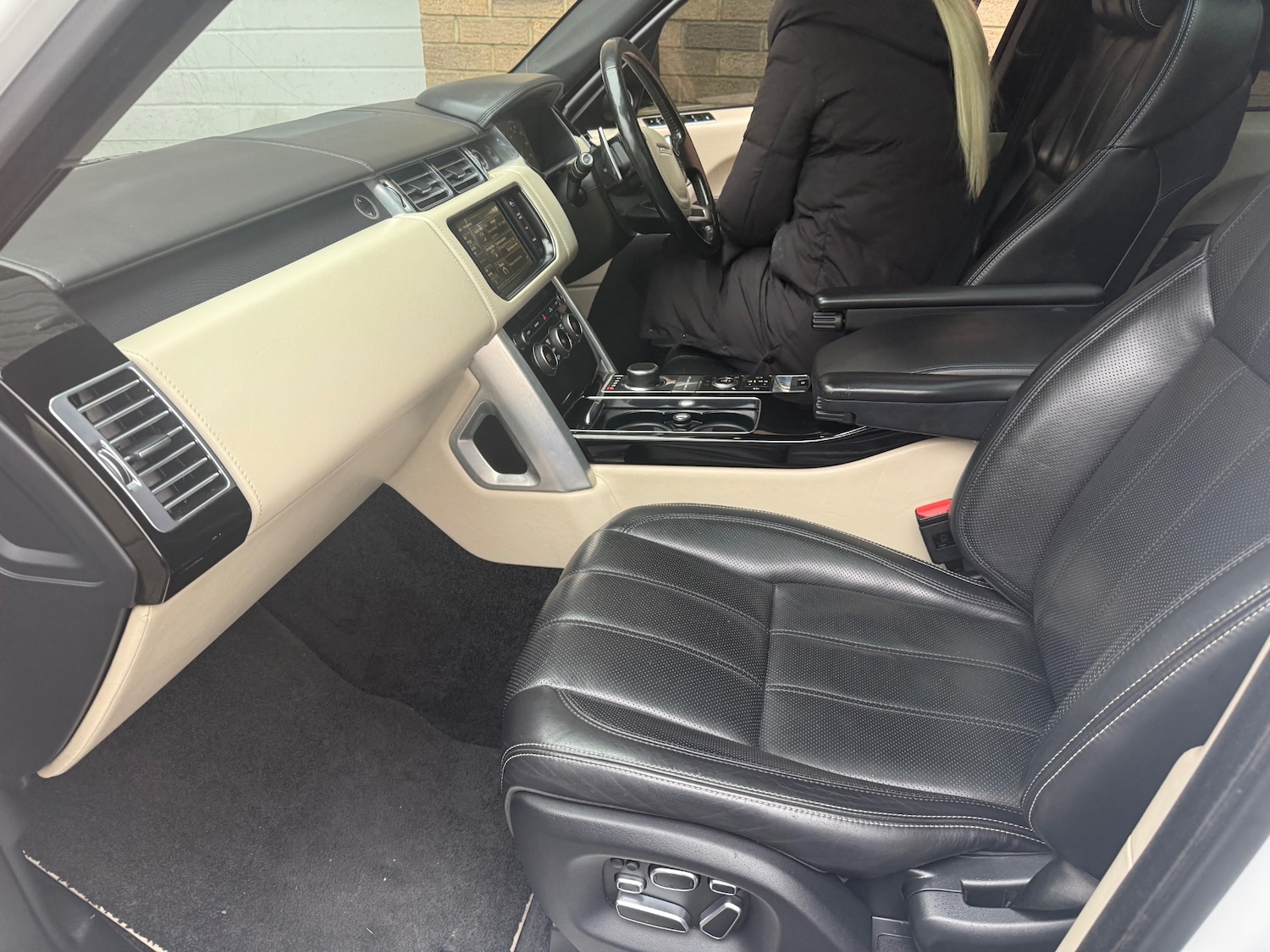 Used Land Rover Range Rover 2015 for sale - 76662592: Photo 57