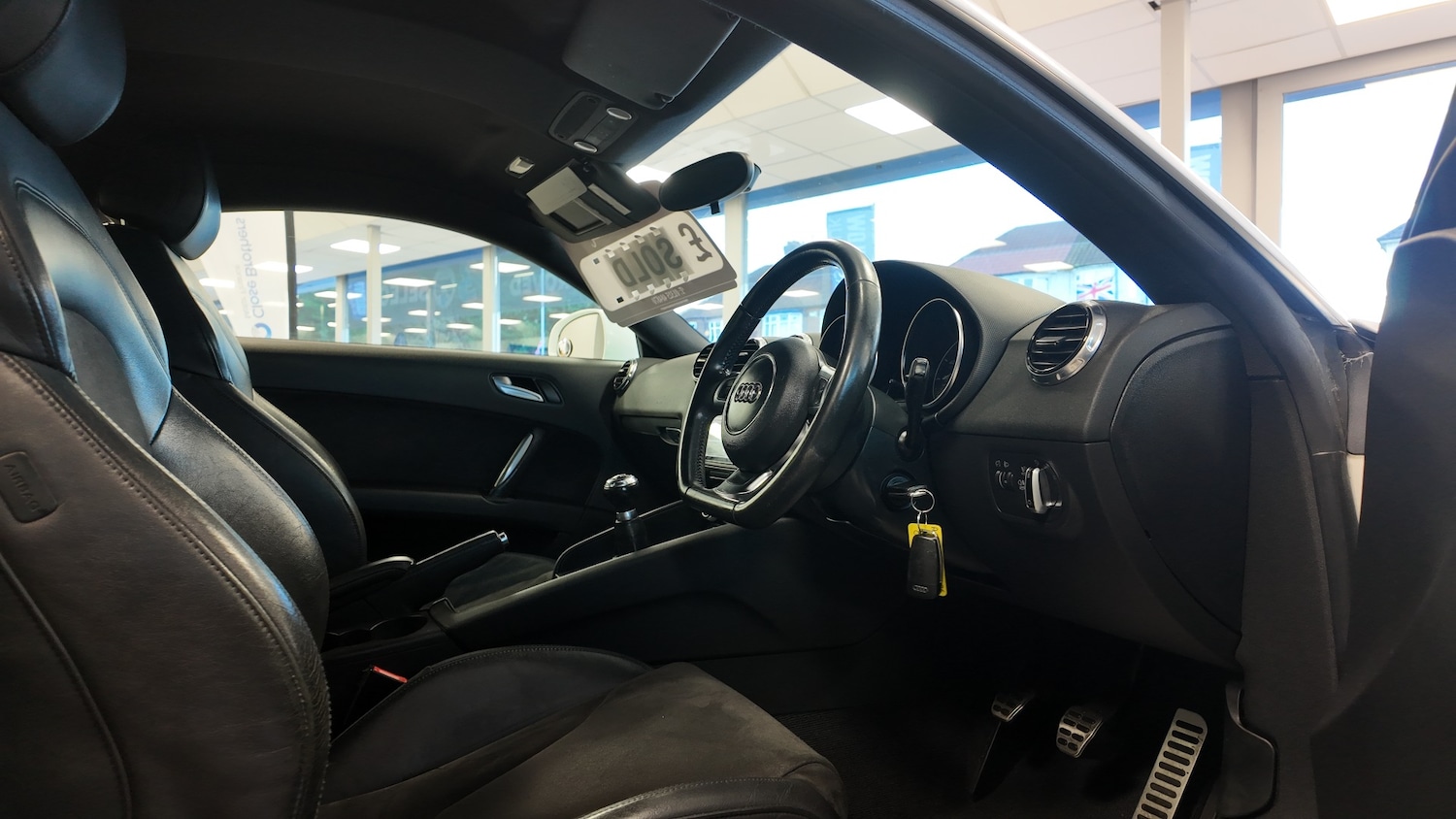 Used Audi TT 2012 for sale - 76892244: Photo 12