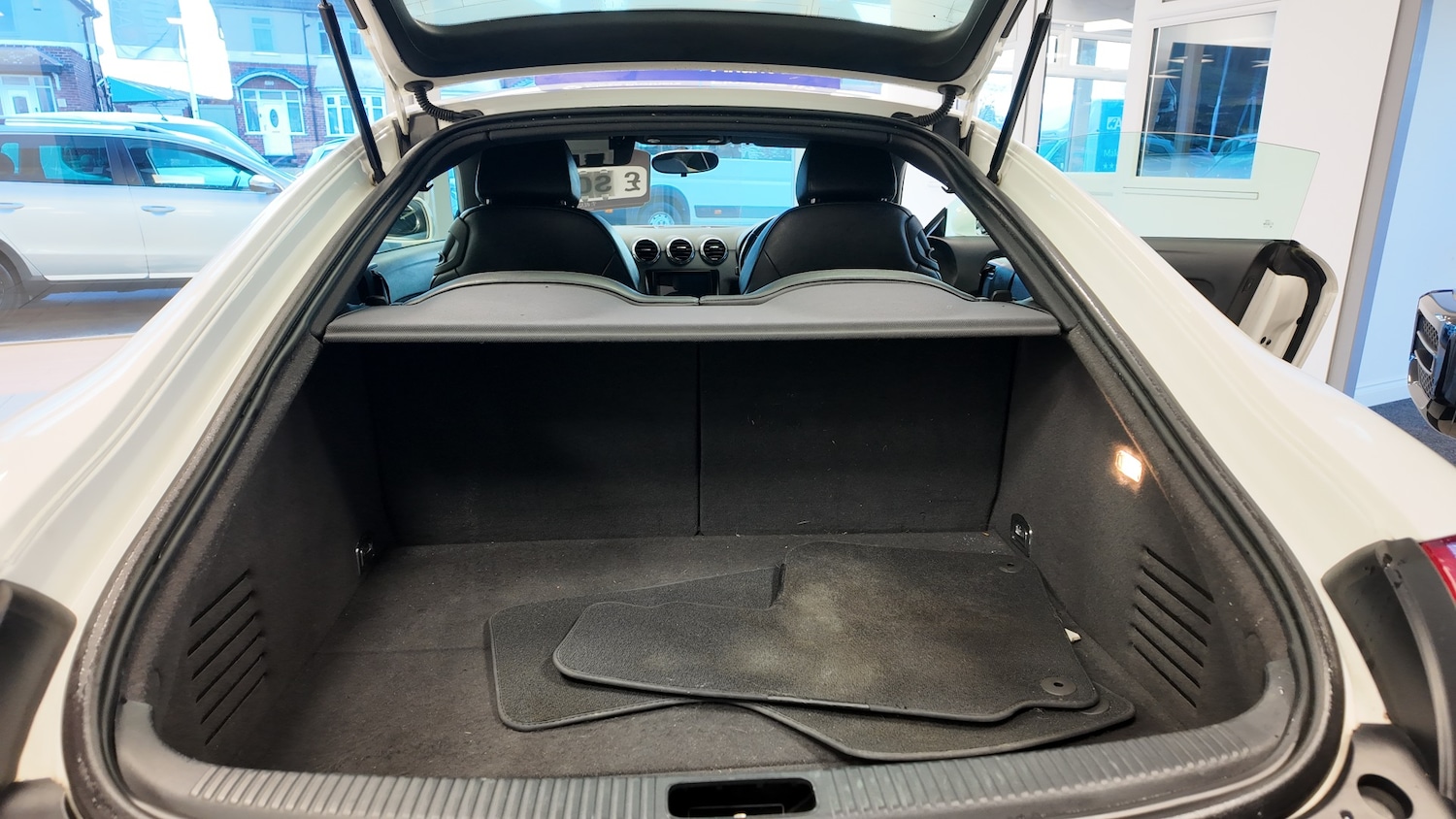 Used Audi TT 2012 for sale - 76892244: Photo 27