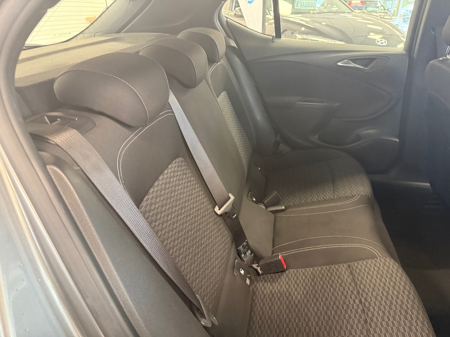 Used Vauxhall Astra 2018 for sale - 77776211: Photo 33