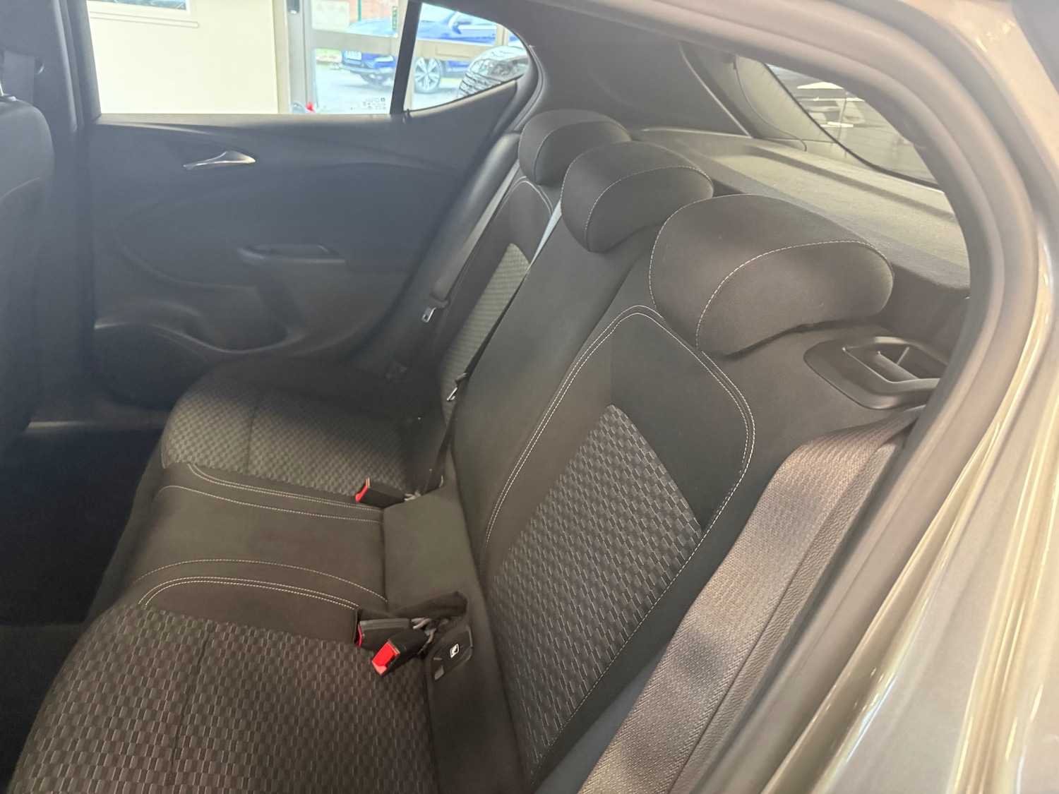 Used Vauxhall Astra 2018 for sale - 77776211: Photo 35