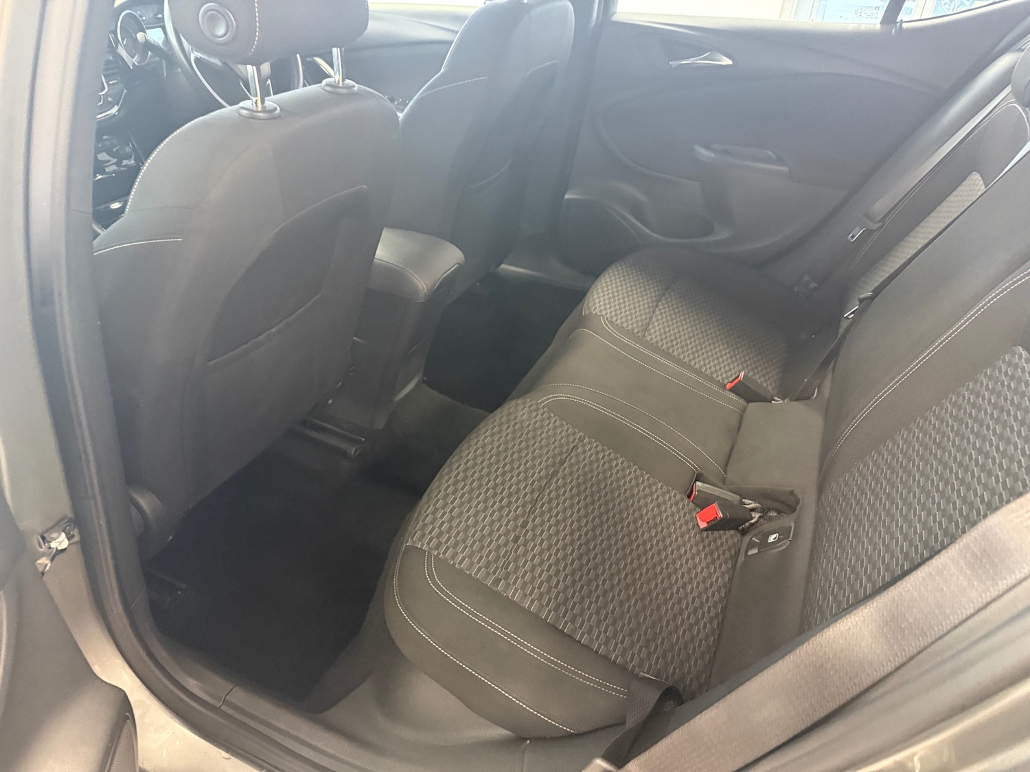 Used Vauxhall Astra 2018 for sale - 77776211: Photo 37