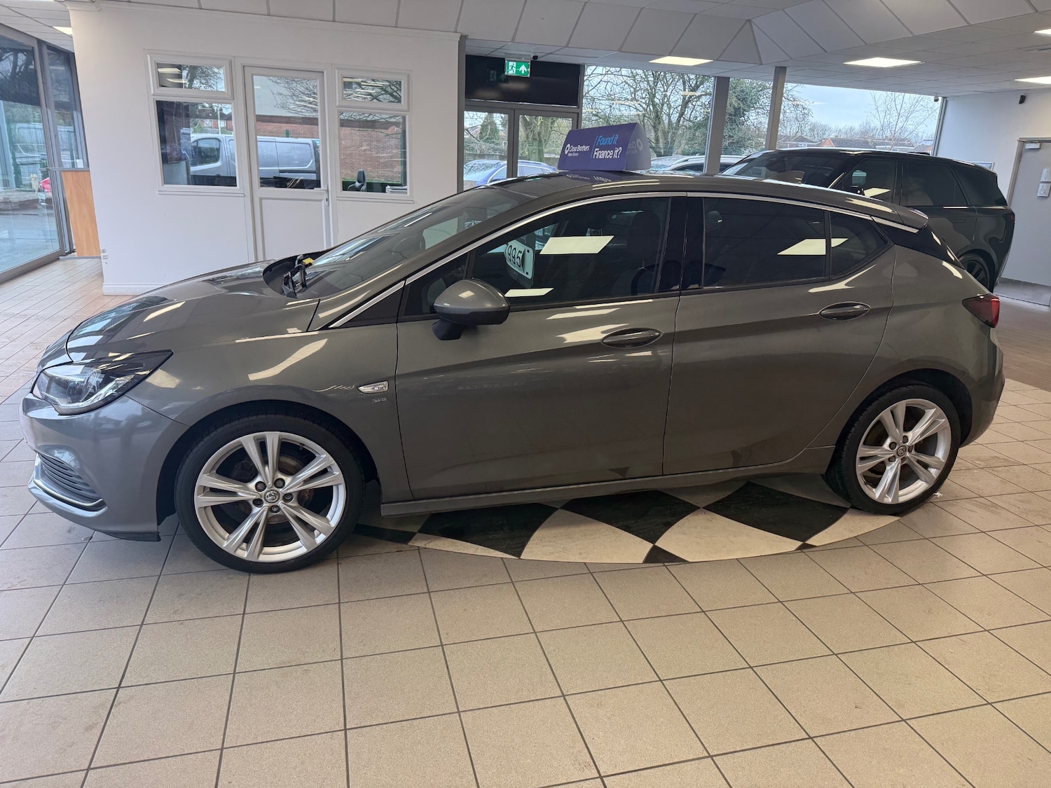 Used Vauxhall Astra 2018 for sale - 77776211: Photo 8