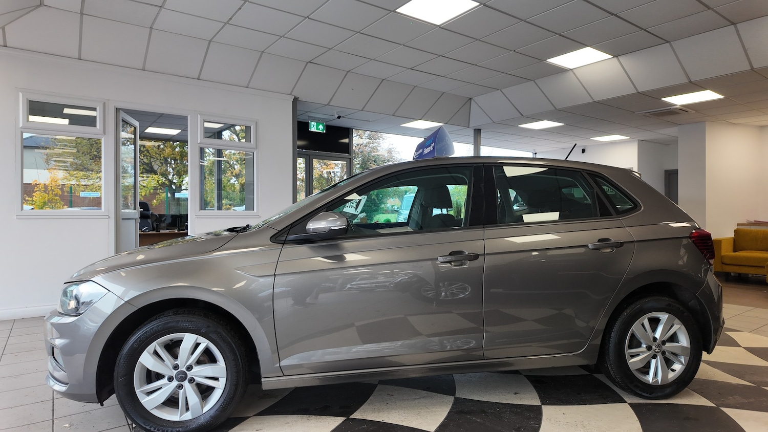 Used Volkswagen Polo 2019 for sale - 76426078: Photo 4