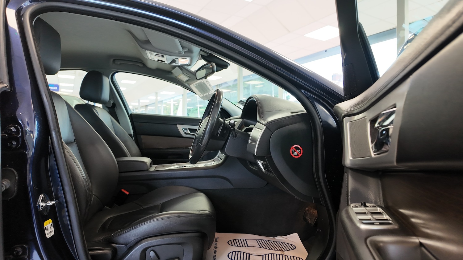 Used Jaguar XF 2014 for sale - 76366648: Photo 11