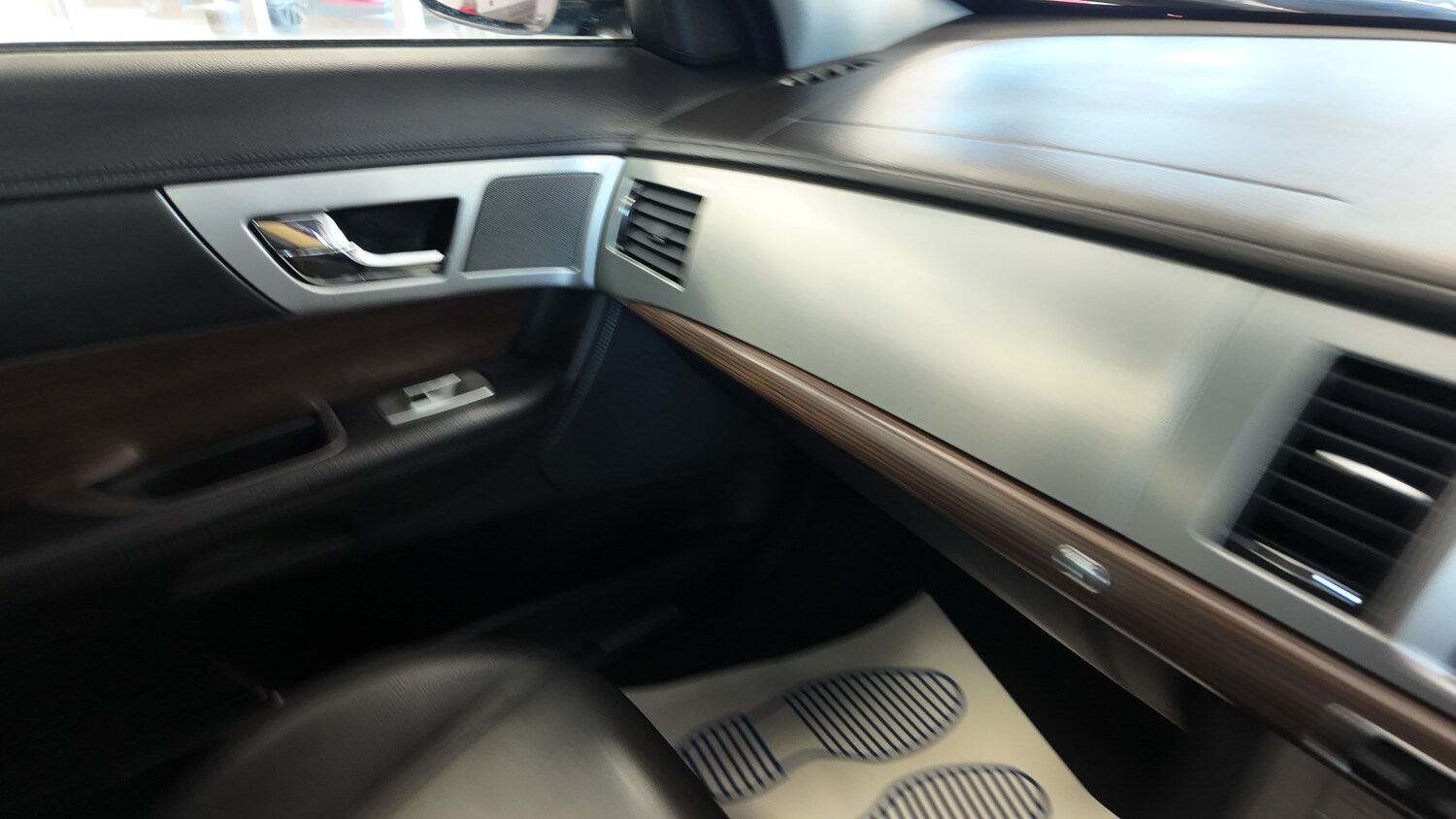 Used Jaguar XF 2014 for sale - 76366648: Photo 20