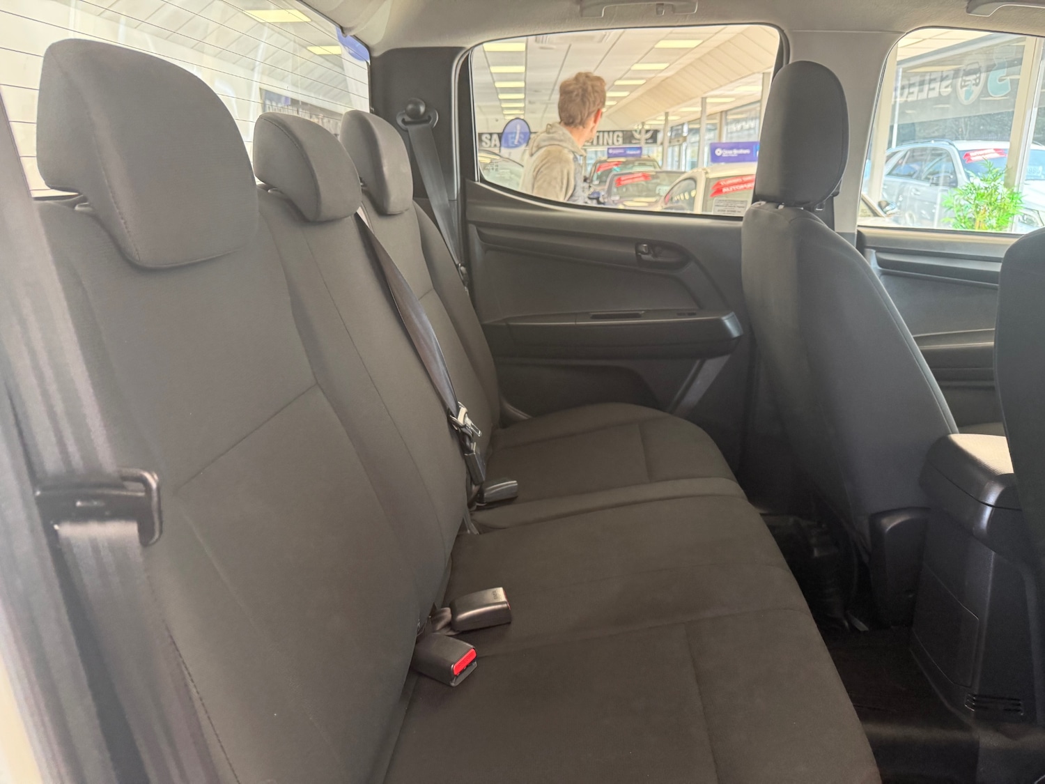 Used Isuzu D-Max 2015 for sale - 77931738: Photo 34