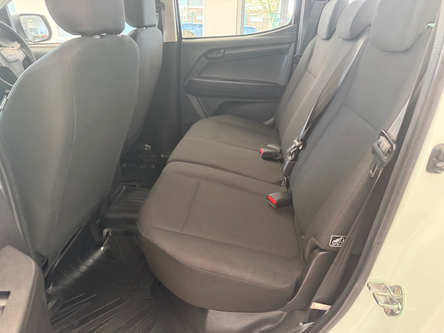 Used Isuzu D-Max 2015 for sale - 77931738: Photo 35